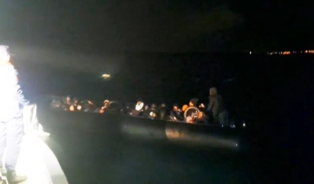 Milas açıklarında düzensiz göçmen operasyonu: 3’ü çocuk 37 kişi yakalandı