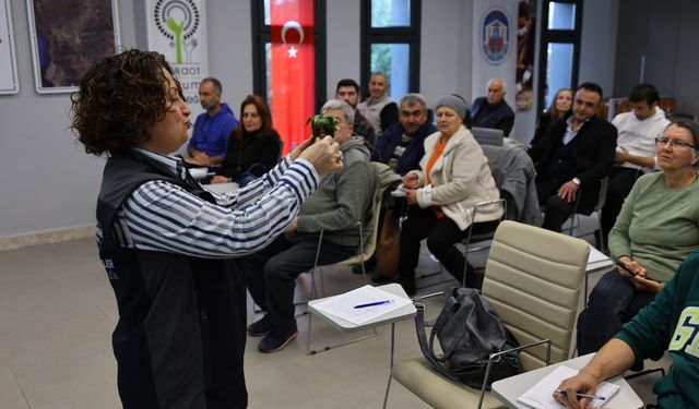 Efes Selçuk’ta salep gündemi! Üreticiye bilgi, üretime destek