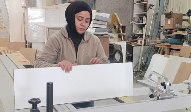 Atölyede bir kadın usta: 20 yaşındaki Kübra önyargıları yıkıyor!