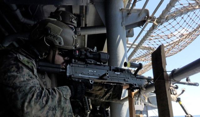 ABD'nin yeni İran planı kara savaşı! 35 bin yedek askere 'çöl kamuflajınız hazır mı?' diye soruldu