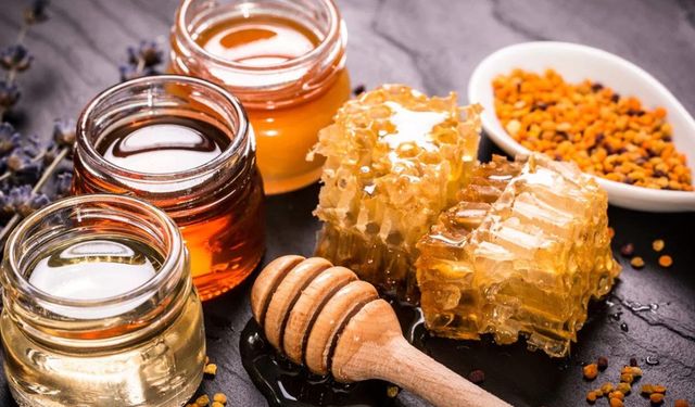 Balı böyle saklayanlar dikkat: Yanlış yöntem balın tüm faydasını götürüyor