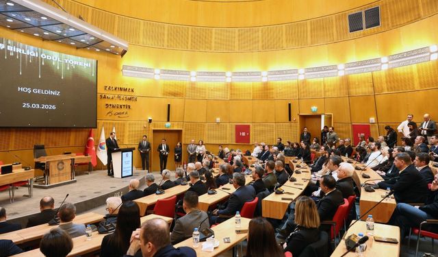 Dokuz Eylül Üniversitesi sanayi zirvesine damga vurdu: YÖK Başkanı İzmir’e geliyor!