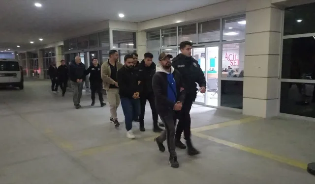 İzmir’in de aralarında olduğu 7 ilde "sahte savcı-polis" şebekesine darbe!