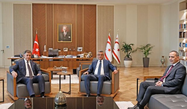 Dr. Cemil Tugay'dan KKTC'de hamle: Lefkoşa'ya İzmir imzalı spor parkı!