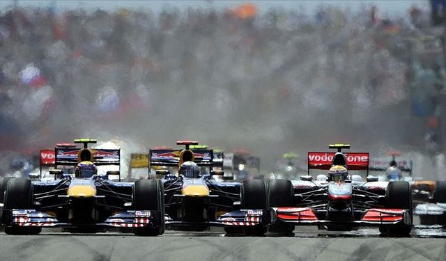 Formula 1 V8 motorlara dönüyor! O efsanevi ses yeniden pistlerde