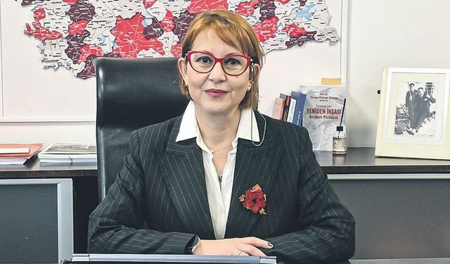 Güldem Atabay kimdir! Ekonomist, akademisyen ve yazar