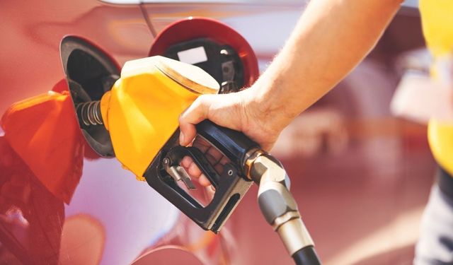 İndirim kararının ardından felaket çıktı! Akaryakıt fiyatlarına tarihi zam yolda