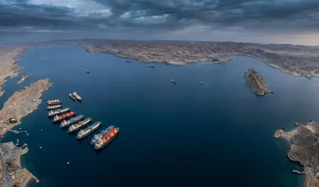 İran'dan Hürmüz Boğazı kararı: "Geçmek isteyen her gemiyi ateşe veririz!"