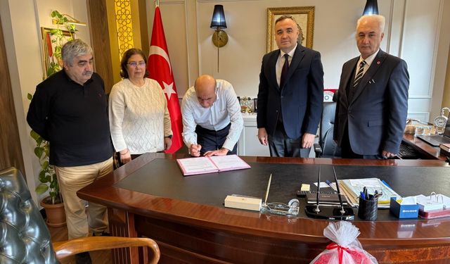 İzmir Kemalpaşa’da eğitime anlamlı bağış: Üzümcü ailesinden örnek destek