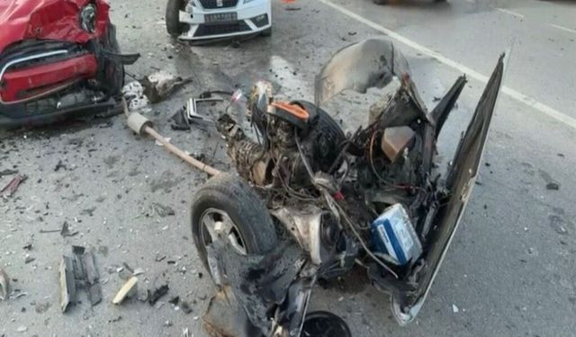 İzmir Kemalpaşa’da zincirleme kaza: 3 kişi yaralandı