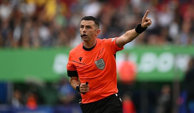 Tarihi maçta dünyaca ünlü İngiliz hakem Michael Oliver düdük çalacak