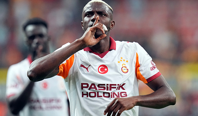 Kolu kırılan Osimhen açıkladı: ''6 hafta...''