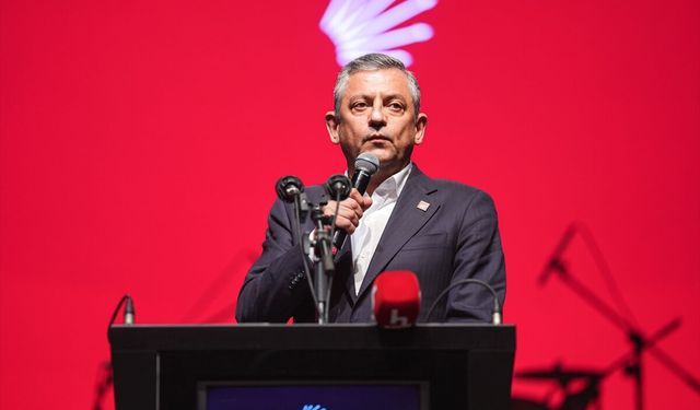 Özgür Özel’den sanat ve basın dünyasına "sorumluluk" çağrısı