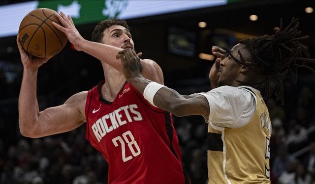 Alperen bu kez fabrika ayarlarına dönüş sinyali verdi! Houston, Wizards engelini zorlansa da geçmeyi başardı