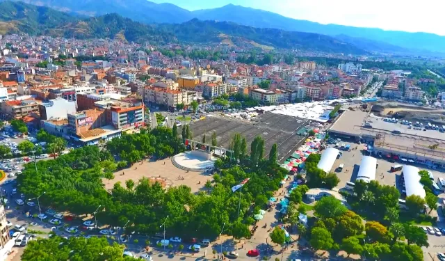 İzmir Salihli otobüs saatleri belli oldu 2026 | İzmir Salihli otobüs bileti ne kadar? İzmir Salihli arası kaç saat?