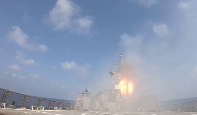 CENTCOM'dan açıklama: "İran Devrim Muhafızları Ordusu’nun artık bir karargahı yok!"