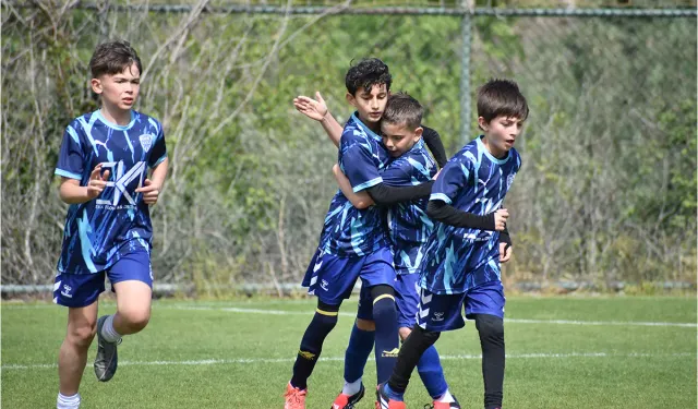 Altınordu Felsefe Kardeşliği Turnuvası’nda heyecan sürüyor: 96 maçta 366 gol