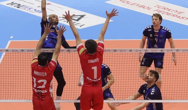 Altekma evinde kayıp: İstanbul Gençlik seriyi 2-0’la geçti