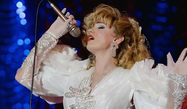 Bergen filmi oyuncuları kimler? Arabeskin acılı kraliçesinin hikayesi yeniden ekranlarda!