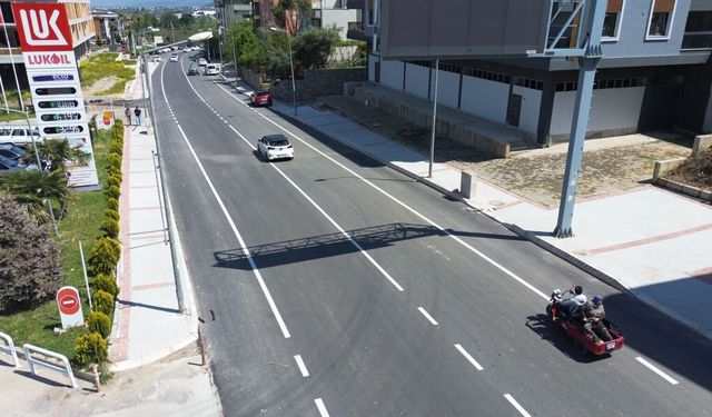 Borç kamburu gitti, asfalt hamlesi geldi: Kemalpaşa’da toz toprak devri kapanıyor!
