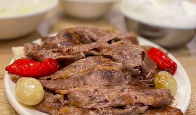 İzmir'in en iyi 10 dönercisi listesi, hangi ilçede hangi usta var?