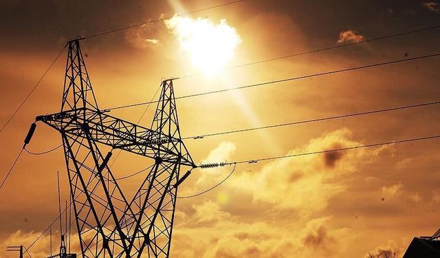 İzmir'de 3 Mayıs Pazar günü hangi ilçelerde elektrik kesintisi var? Ne zaman gelecek?