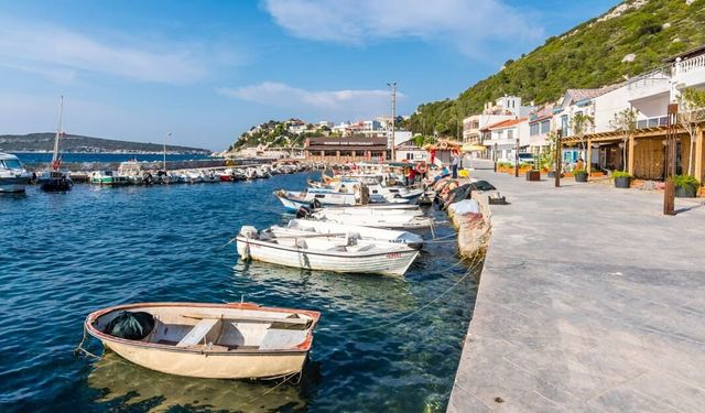 İzmir'in en güzel sahilleri her tatil tarzına ayrı bir adres