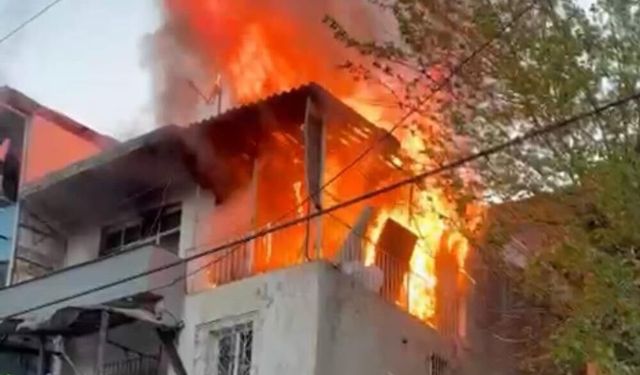 İzmir’de filmleri aratmayan sahne: Suçlarını gizlemek için evi yaktılar!