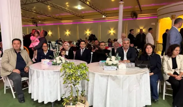 Kiraz'da miniklerin yıl sonu gösterisi renkli görüntülere sahne oldu!