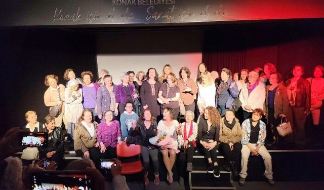 İzmir'de sanat dolu gece! Mustafa Suphi'nin eşi Maria'nın trajik hikayesi kadın cinayetleri gerçeğine pencere açtı