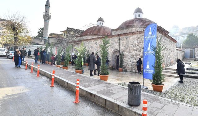 Mülkiyet tartışmasına yenisi eklendi!  Namazgah Hamamı boşaltılıyor!