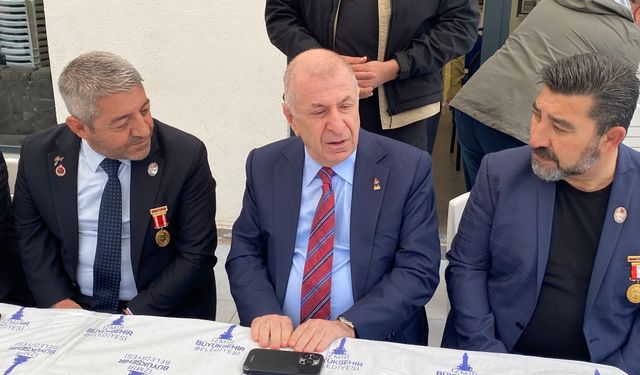Ziyaretler sürüyor, mesajlar sertleşiyor! Özdağ İzmir’de konuştu