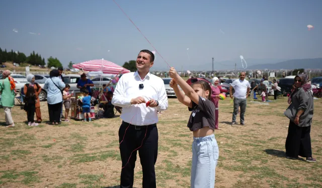 Torbalı Belediye Başkanı Övünç Demir: ''Uçurtmalarımızı Şanlıurfa ve Kahramanmaraş’taki evlatlarımız için uçurduk''