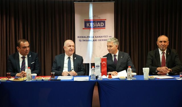 Zafer Partisi lideri Özdağ'dan Kemalpaşa çıkarması! Sanayici ve İş İnsanları Derneği’ne ziyaret