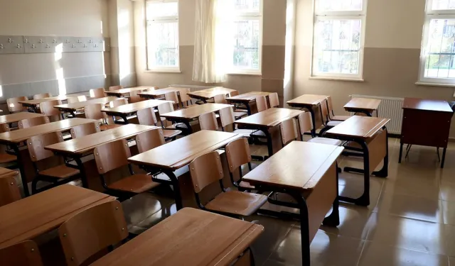 1 Haziran okullar tatil mi, Pazartesi ders var mı? 1 Haziran'da okullar açılacak mı?
