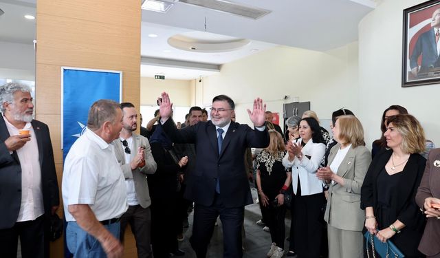 AK Parti İzmir bayramlaştı!