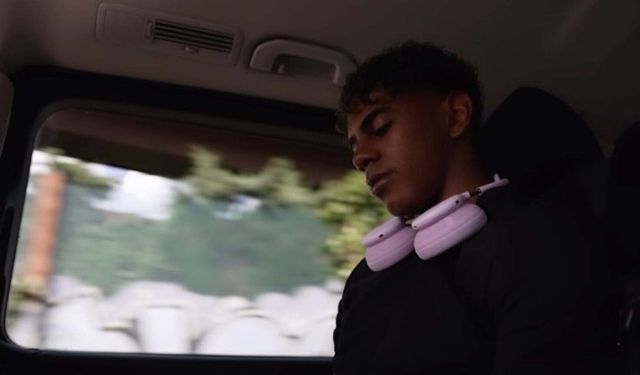 Apple'ın yeni Beats kablosuz kulaklığı sızdı! Modeli Lamine Yamal ortaya çıkardı