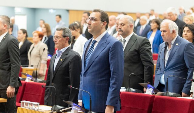 Balçova Belediye Başkanı Onur Yiğit: "Arsa mağdurları sorunun İzBB Meclisi'nde kabul edilmesi çok kıymetli bir adım!"