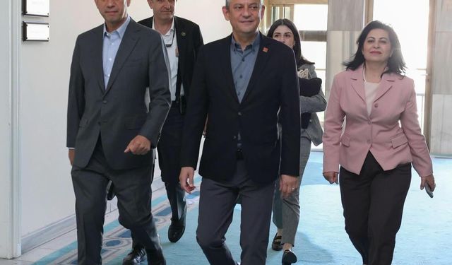 CHP’de gözler Meclis’e çevrildi! MYK Özgür Özel başkanlığında toplandı