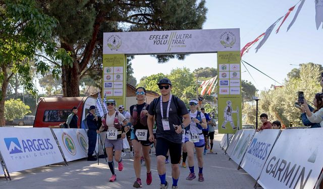 Efeler Yolu’nda dev maraton! Ödemiş’te şampiyonlar kürsüde