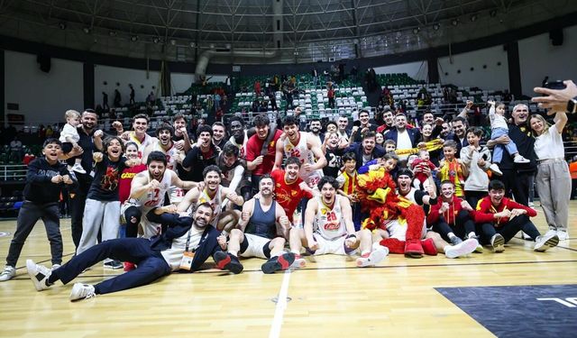 Göztepe potada yarı final sevinci!