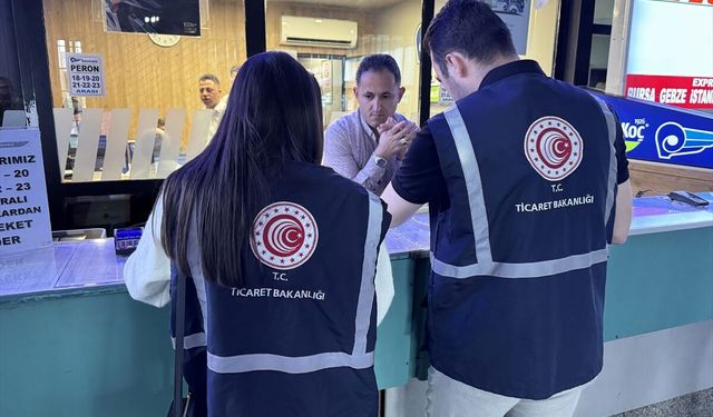 Bayram öncesi denetimler sıklaştı: İzmir'in 5 ilçesinde sebze halleri mercek altına alındı!
