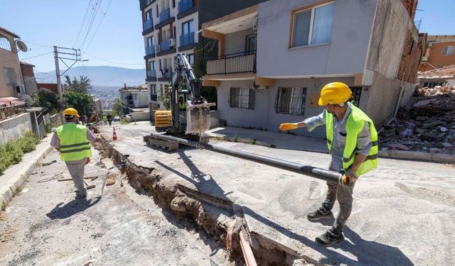 İZSU o mahallelerde 25 yıllık boruları değiştiriyor!