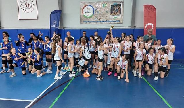 Kuzey Ege’nin "en"leri Foça’da belli oldu: Tam 2 bin sporcu, tek bir heyecan!