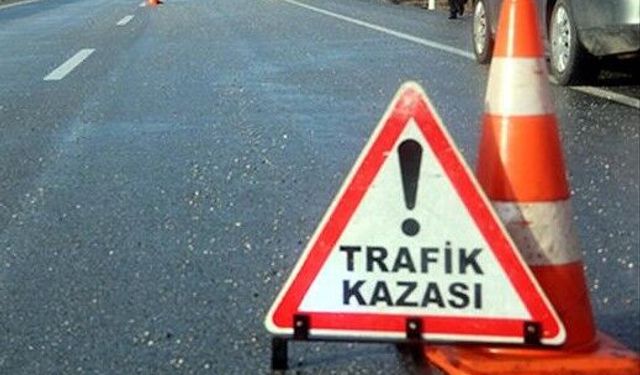 Menemen’de otoyolda tır devrildi!