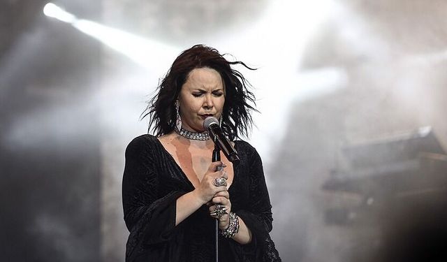Şebnem Ferah'ın İzmir'de konser vereceği tarih belli oldu