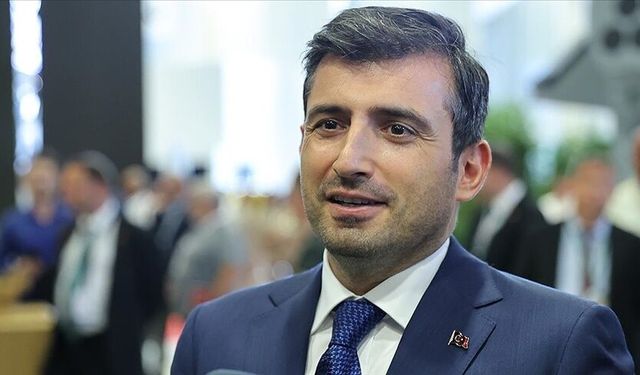 Selçuk Bayraktar'dan çağrı: Bu kibirli manifestolara karşı kendi yol haritamızı oluşturmalıyız