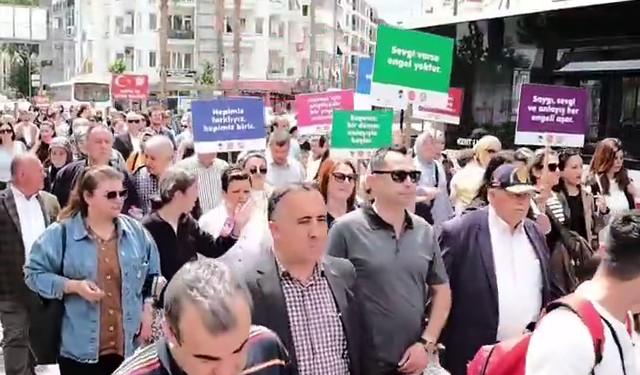 Menemen’de Engelliler Haftası’nda anlamlı yürüyüş: “Hiçbir yol engel değildir”
