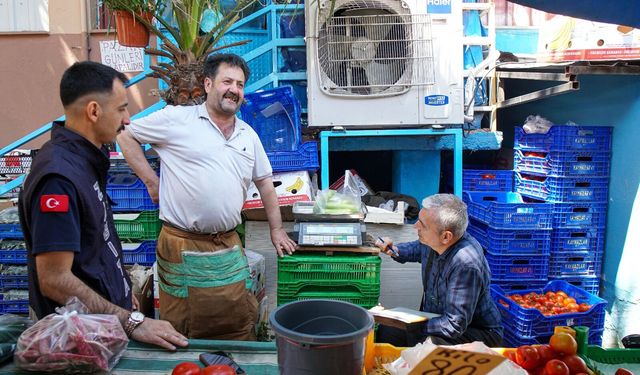 Kirazın tadı kaçmasın: Kemalpaşa’da terazi denetimi!