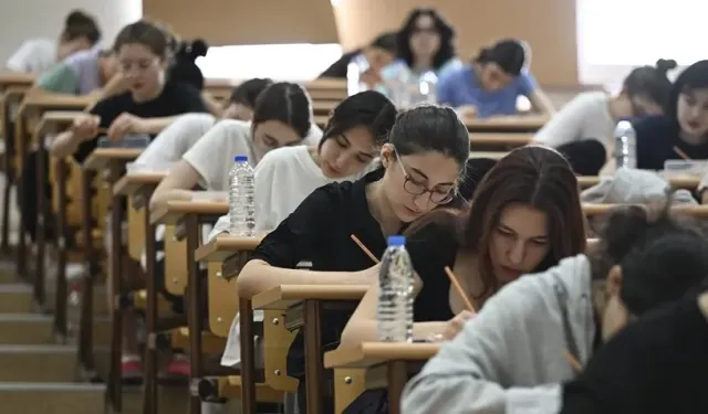 YKS'de hatalı soru iddiaları: Edebiyattaki Handan romanı ve matematikteki türev sorusu iptal edilecek mi?
